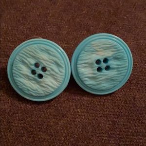 Cute Button Earrings!